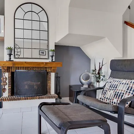 Capitulaciones 15 By Ivi Real Estate Lägenhet