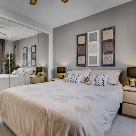 Capitulaciones 15 By Ivi Real Estate Apartamento Torremolinos